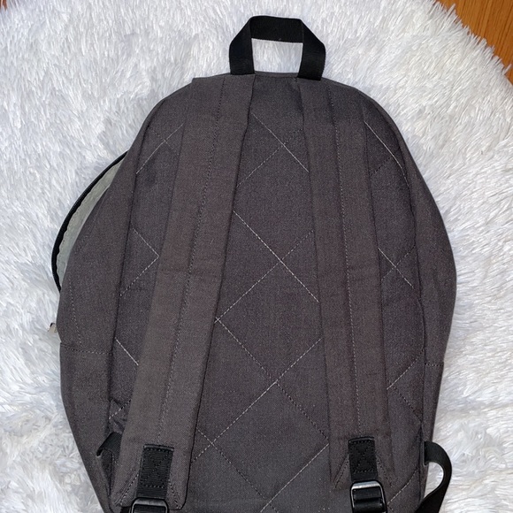 💗 Hot Style Gray Backpack - Picture 7 of 8